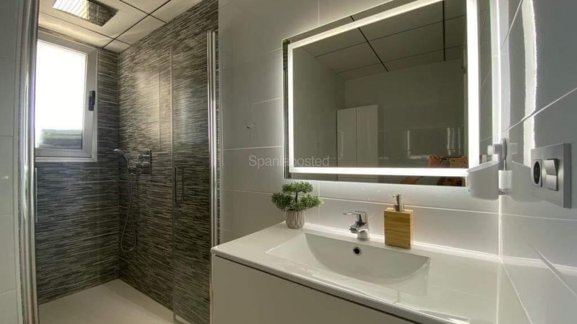 Resale - Apartment -
Villamartín - Villamartin