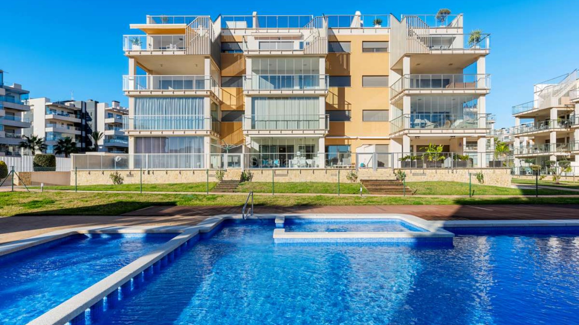 Resale - Apartment -
Villamartín - Villamartin