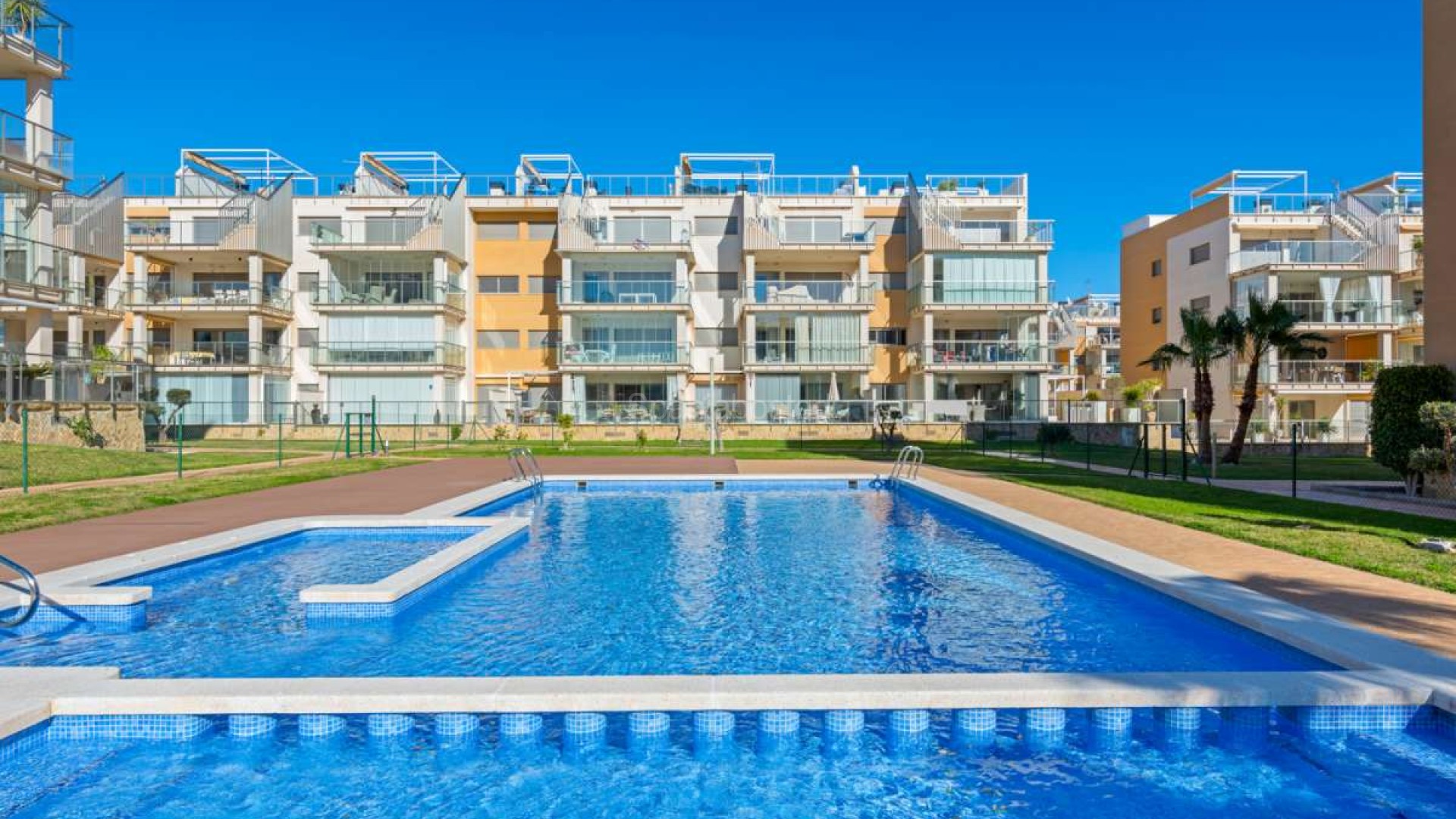 Resale - Apartment -
Villamartín - Villamartin