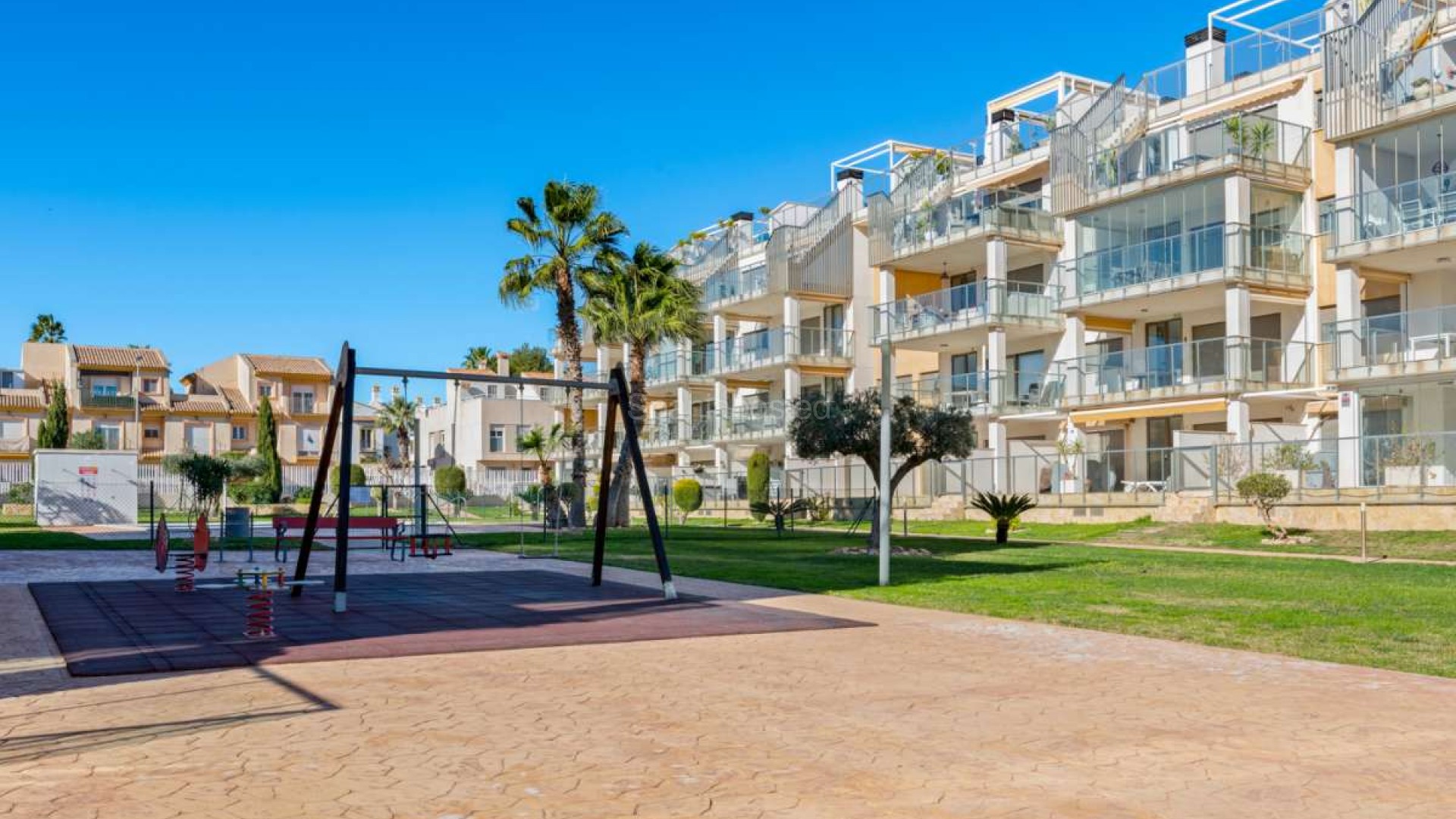 Resale - Apartment -
Villamartín - Villamartin