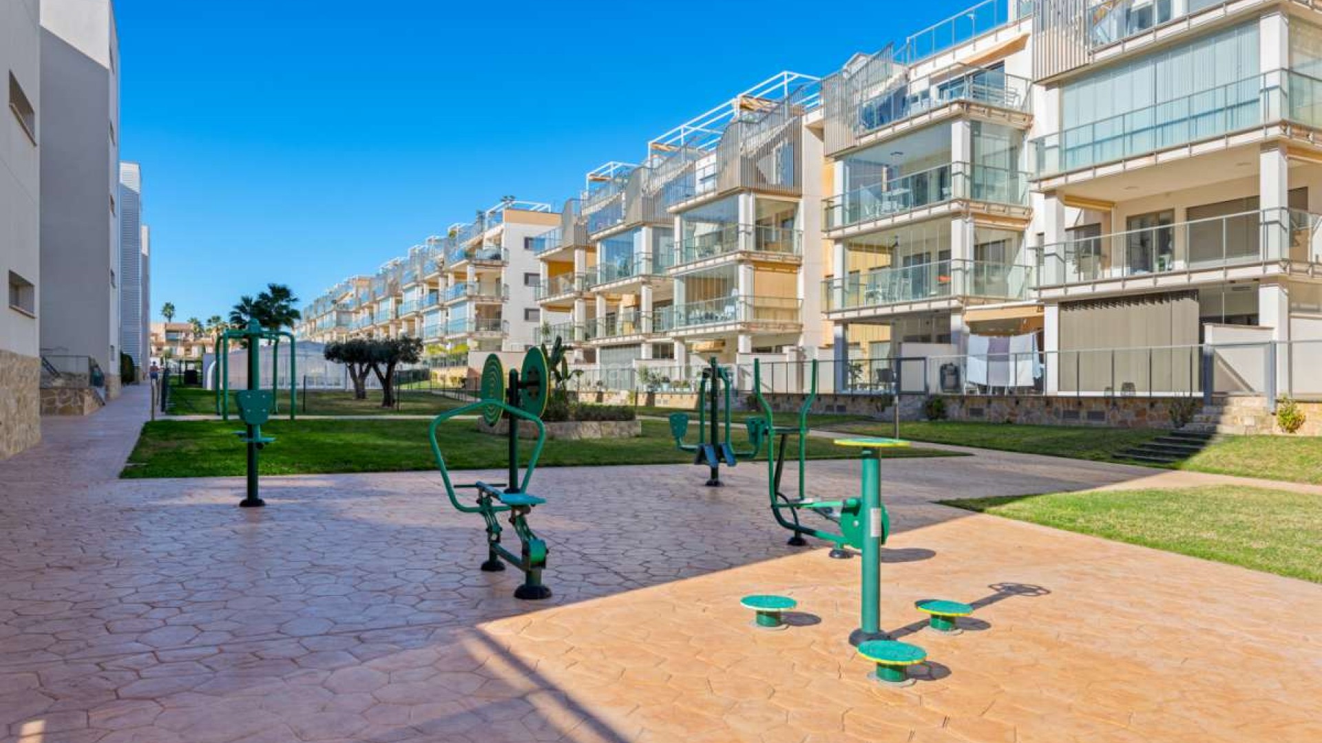 Resale - Apartment -
Villamartín - Villamartin