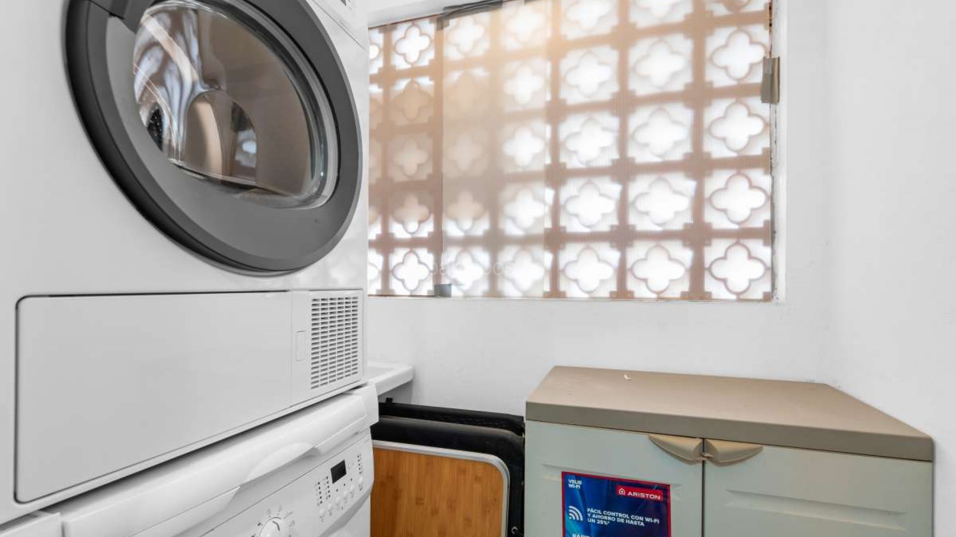 Resale - Apartment -
Villamartín - Villamartin