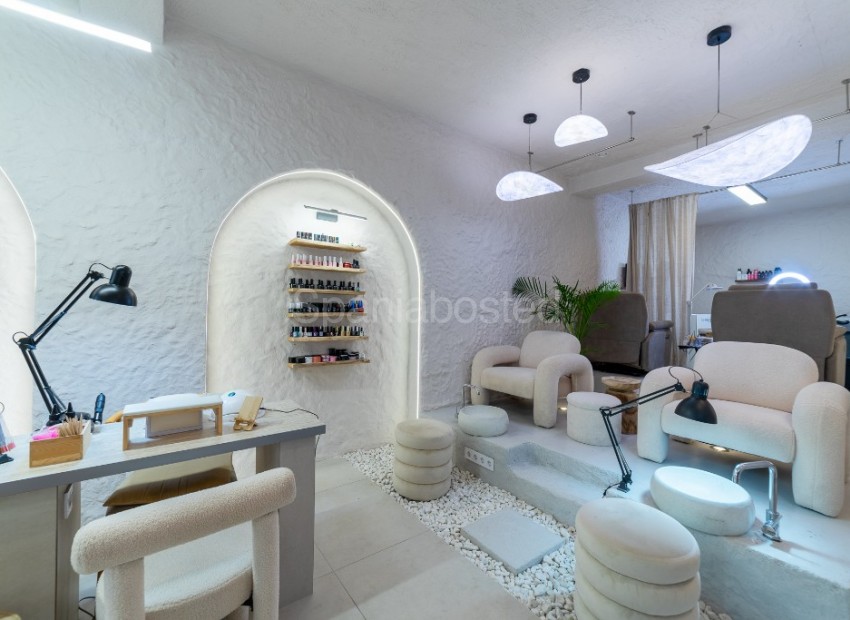 Resale - Business -
Alicante - Center