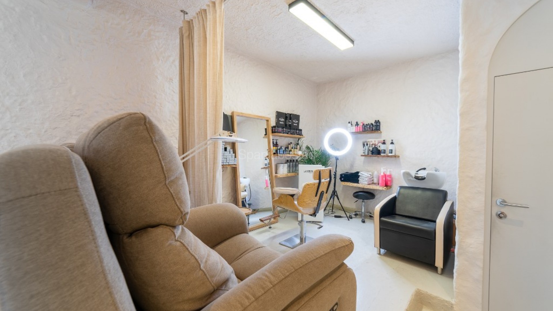 Resale - Business -
Alicante - Center