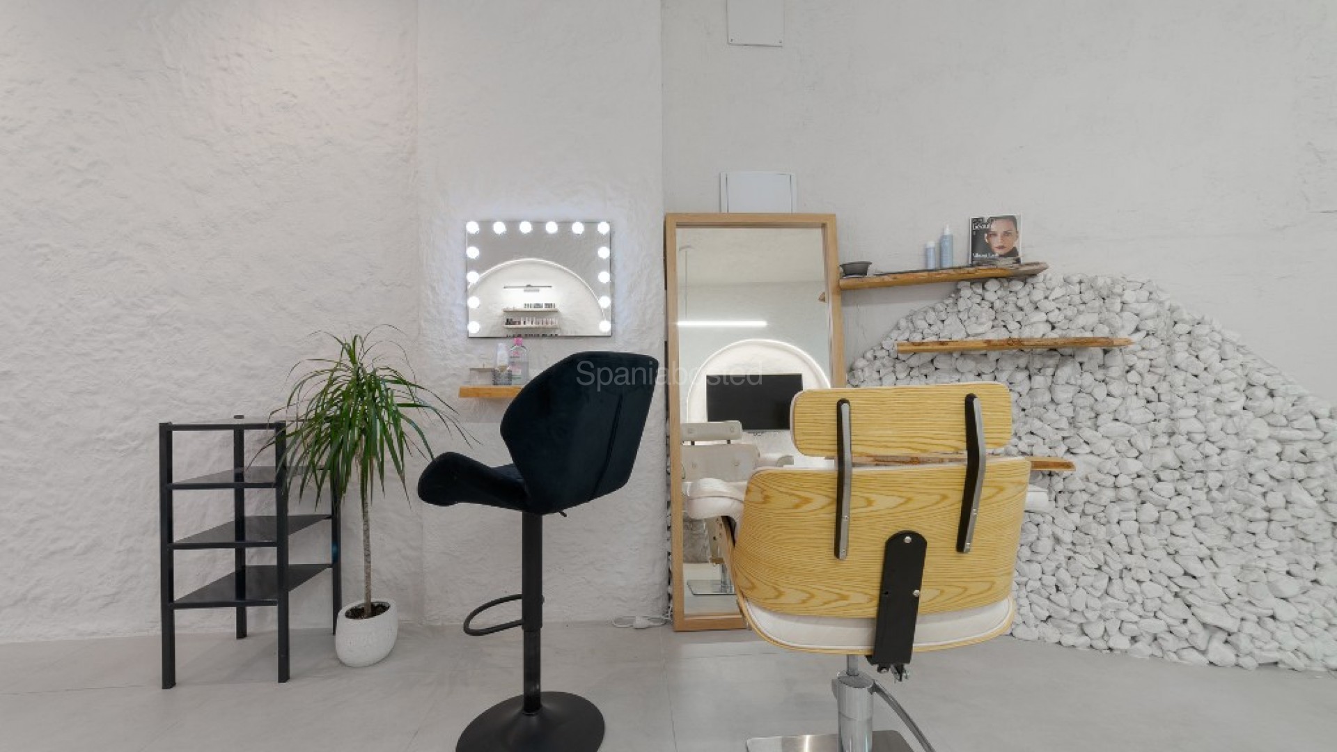 Resale - Business -
Alicante - Center