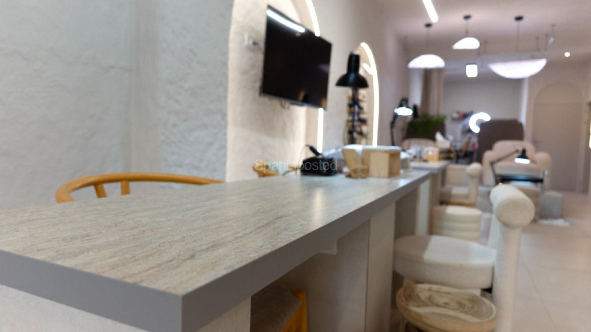 Resale - Business -
Alicante - Center