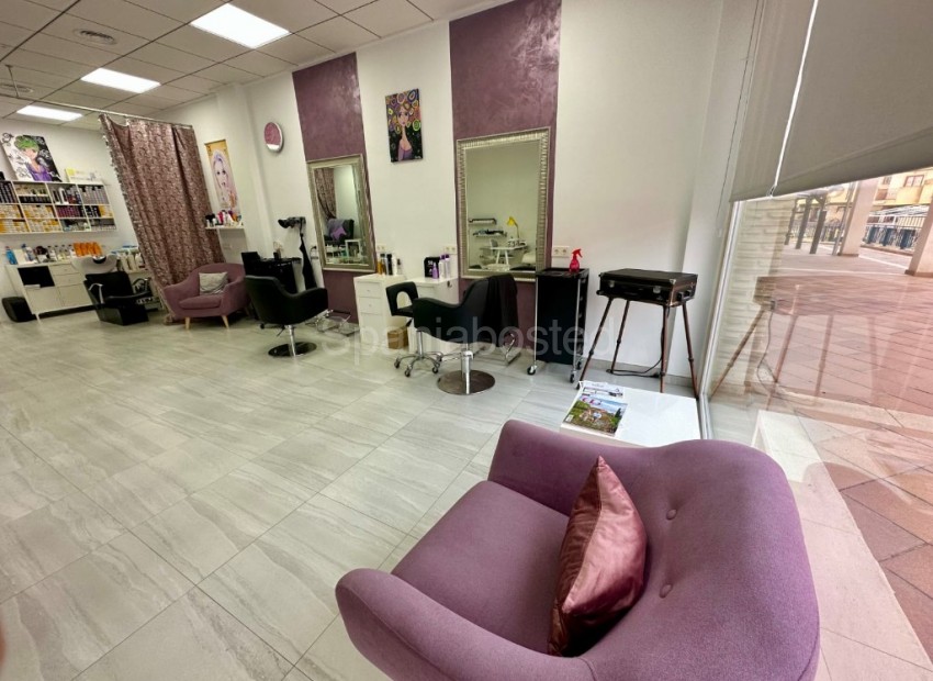 Resale - Commercial -
La Zenia