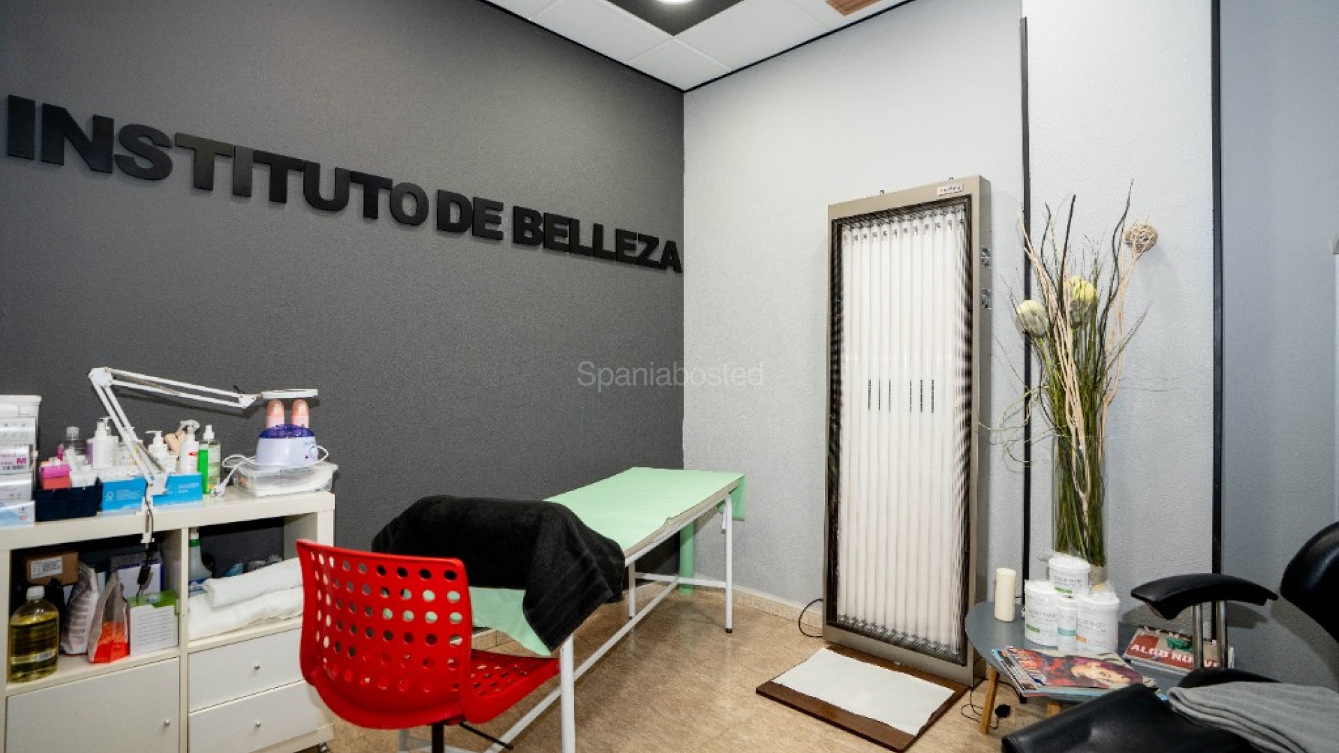 Resale - Commercial -
Torrevieja