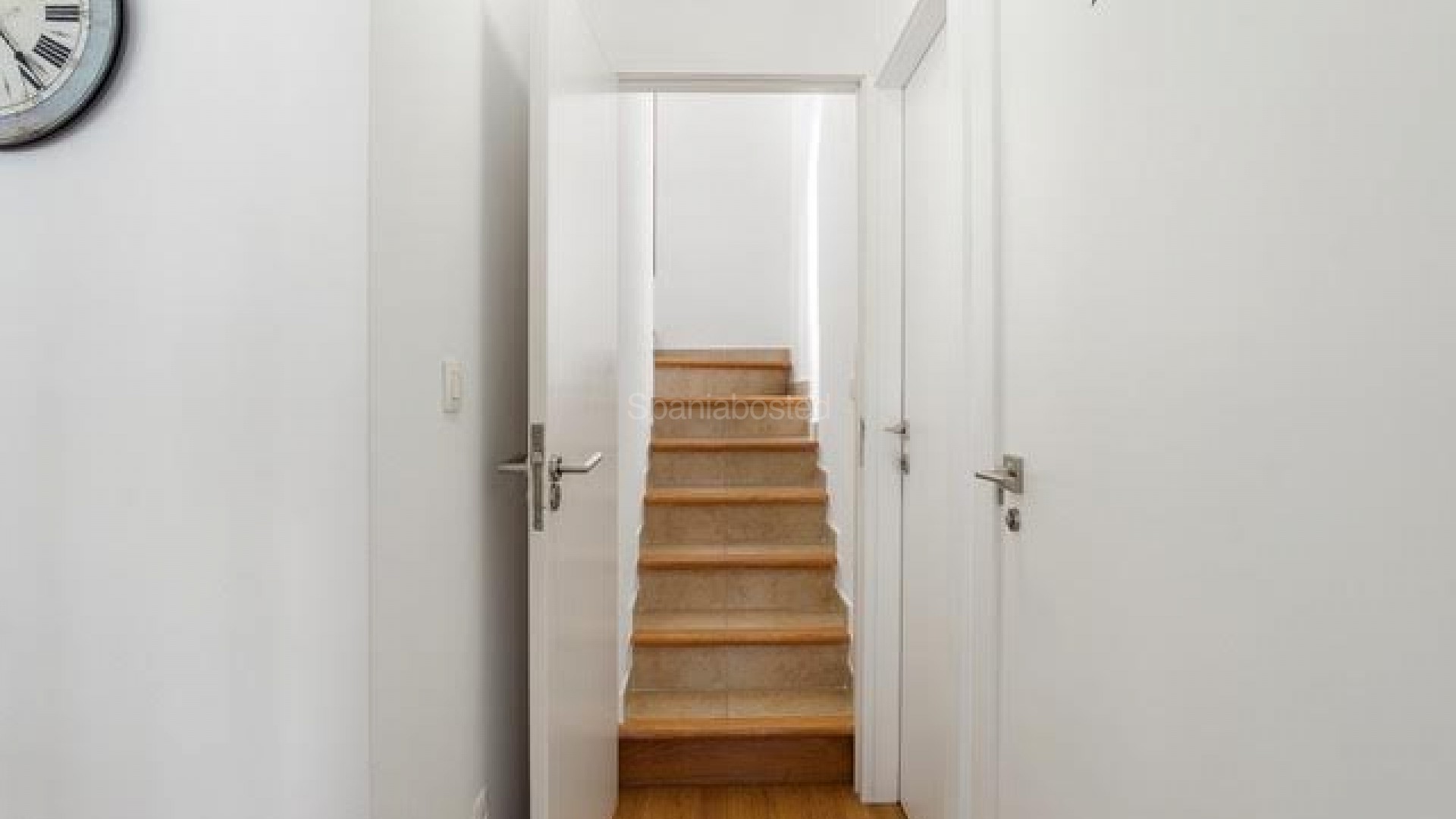 Resale - Commercial -
Torrevieja