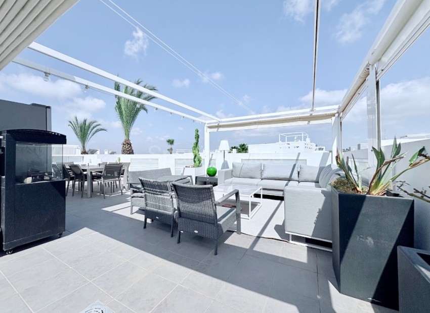 Resale - Duplex apartment -
Las Ramblas