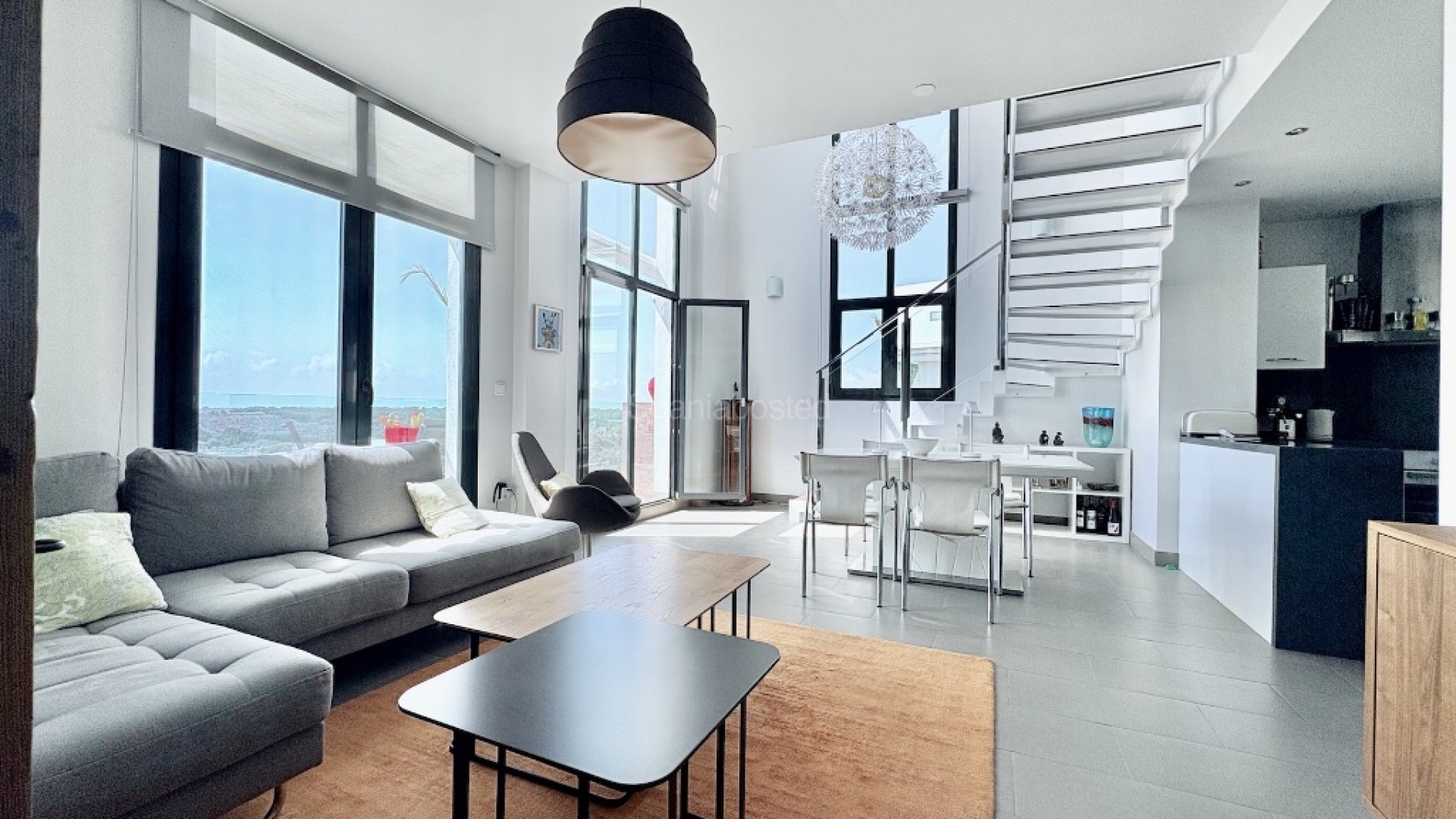 Resale - Duplex apartment -
Las Ramblas