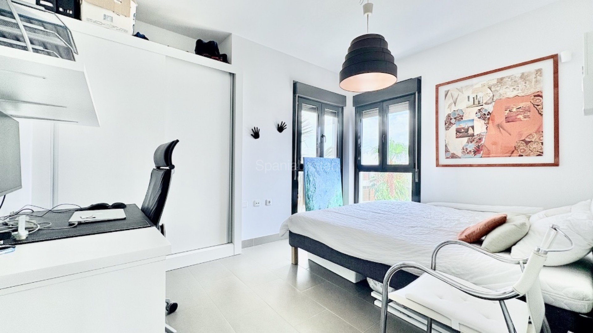 Resale - Duplex apartment -
Las Ramblas