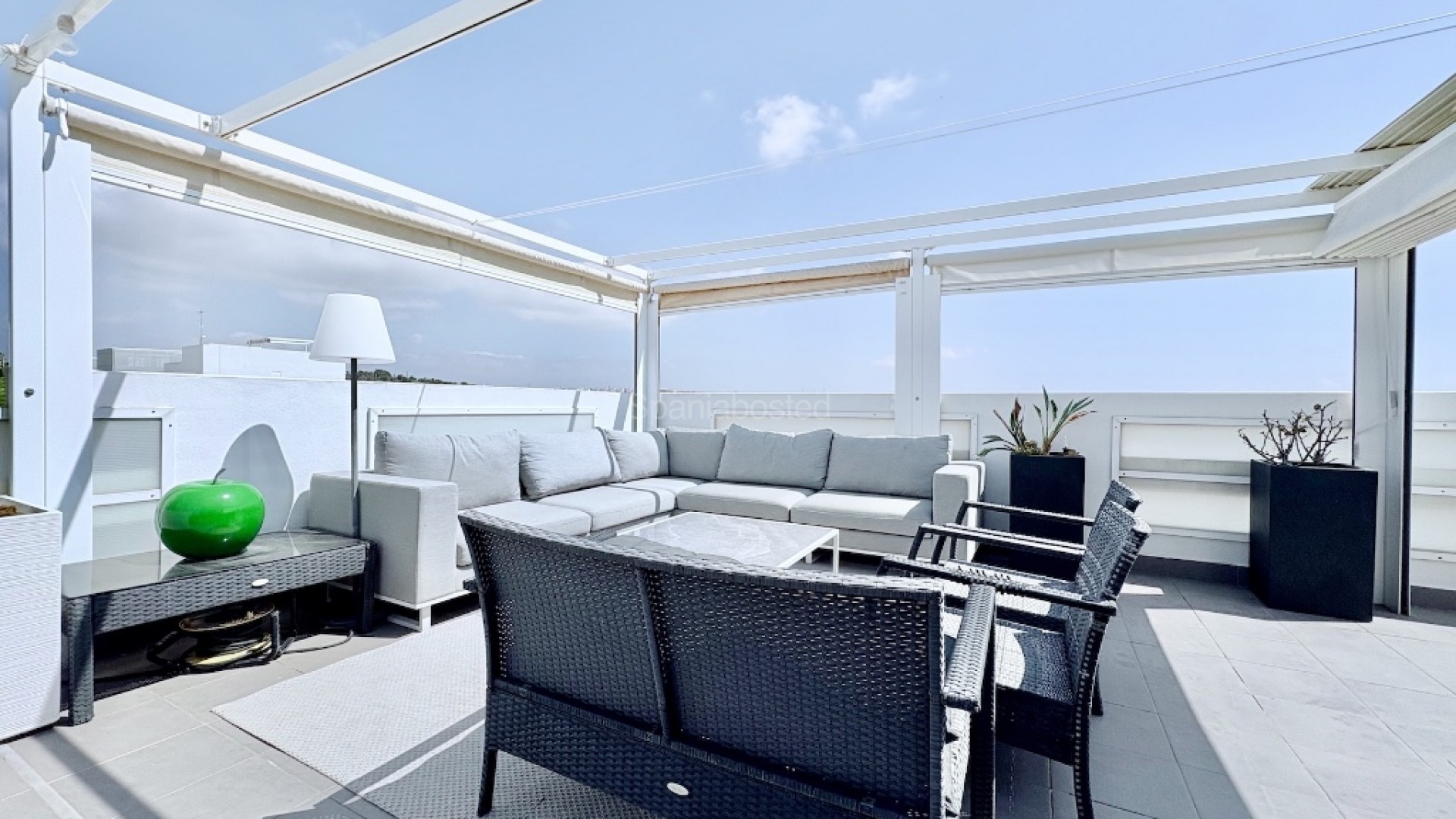 Resale - Duplex apartment -
Las Ramblas