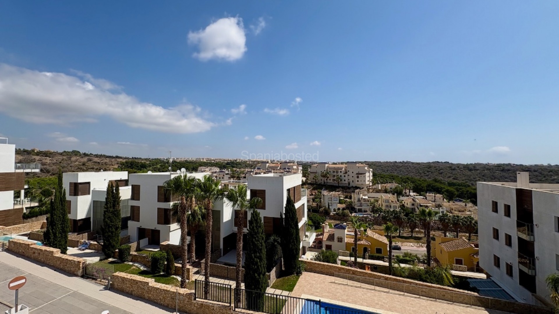 Resale - Duplex apartment -
Las Ramblas