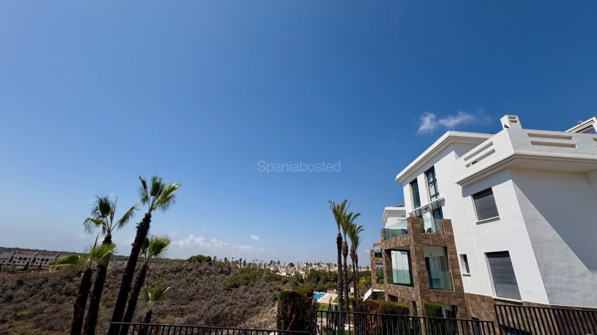 Resale - Duplex apartment -
Las Ramblas