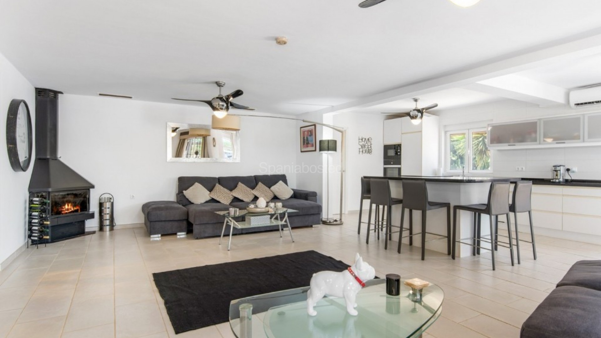 Resale - Finca Country Property -
Catral