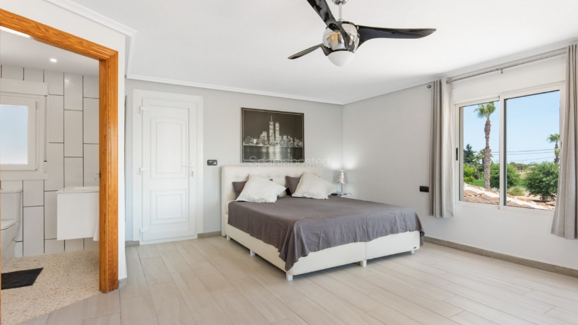 Resale - Finca Country Property -
Catral