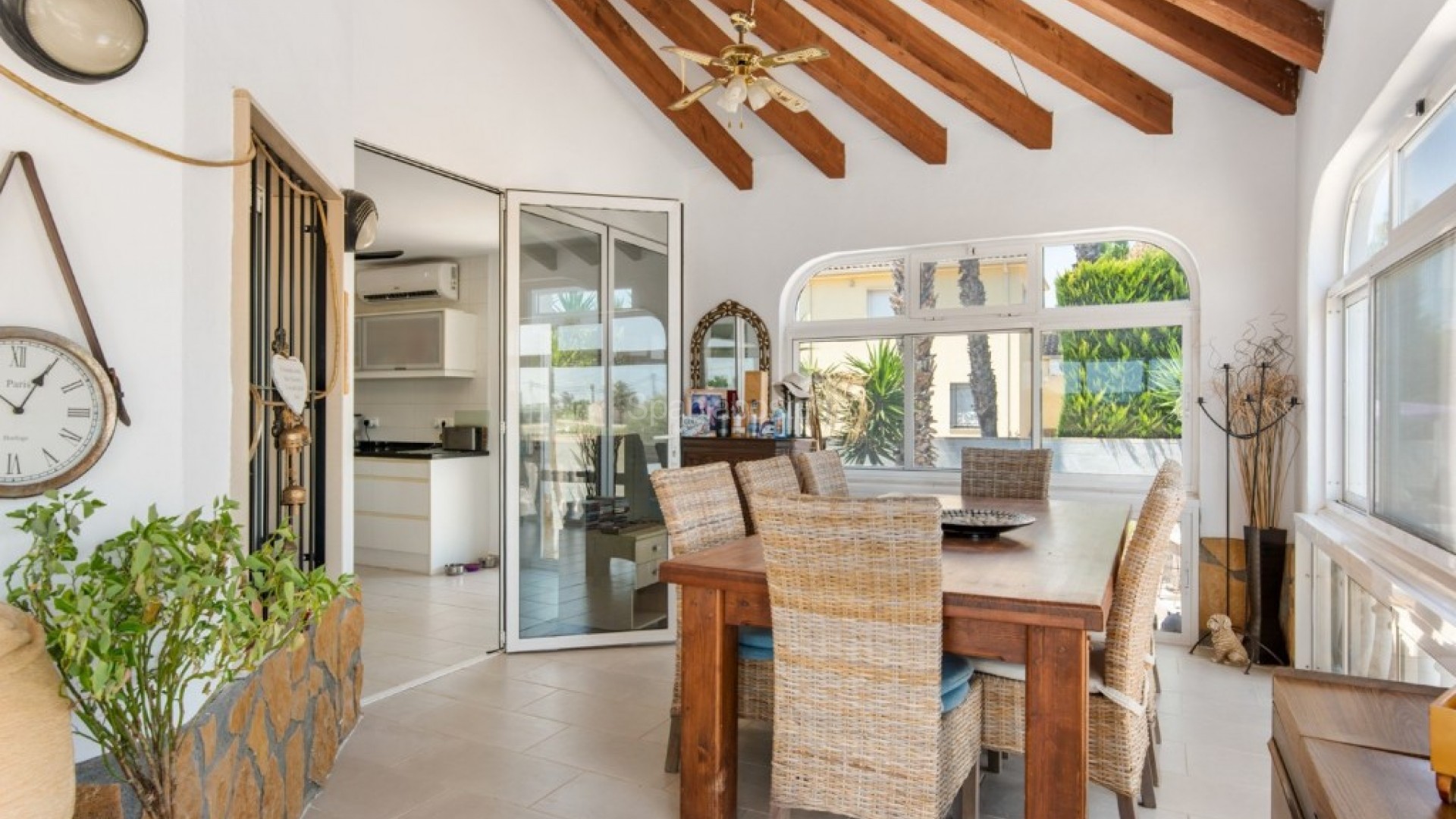 Resale - Finca Country Property -
Catral