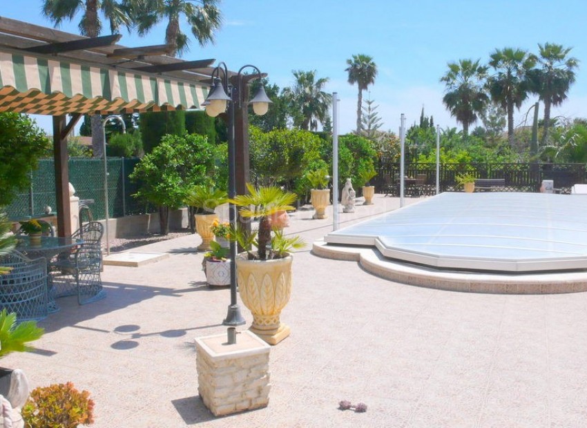 Resale - Finca Country Property -
Dolores