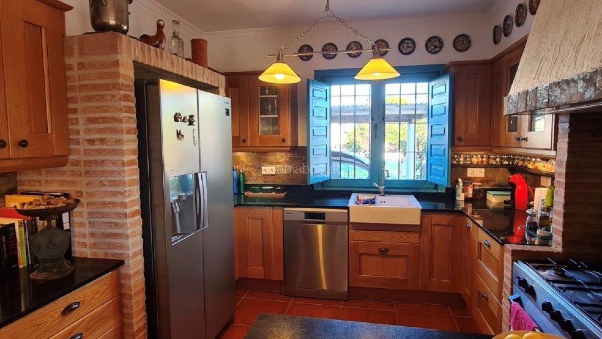 Resale - Finca Country Property -
Los Montesinos