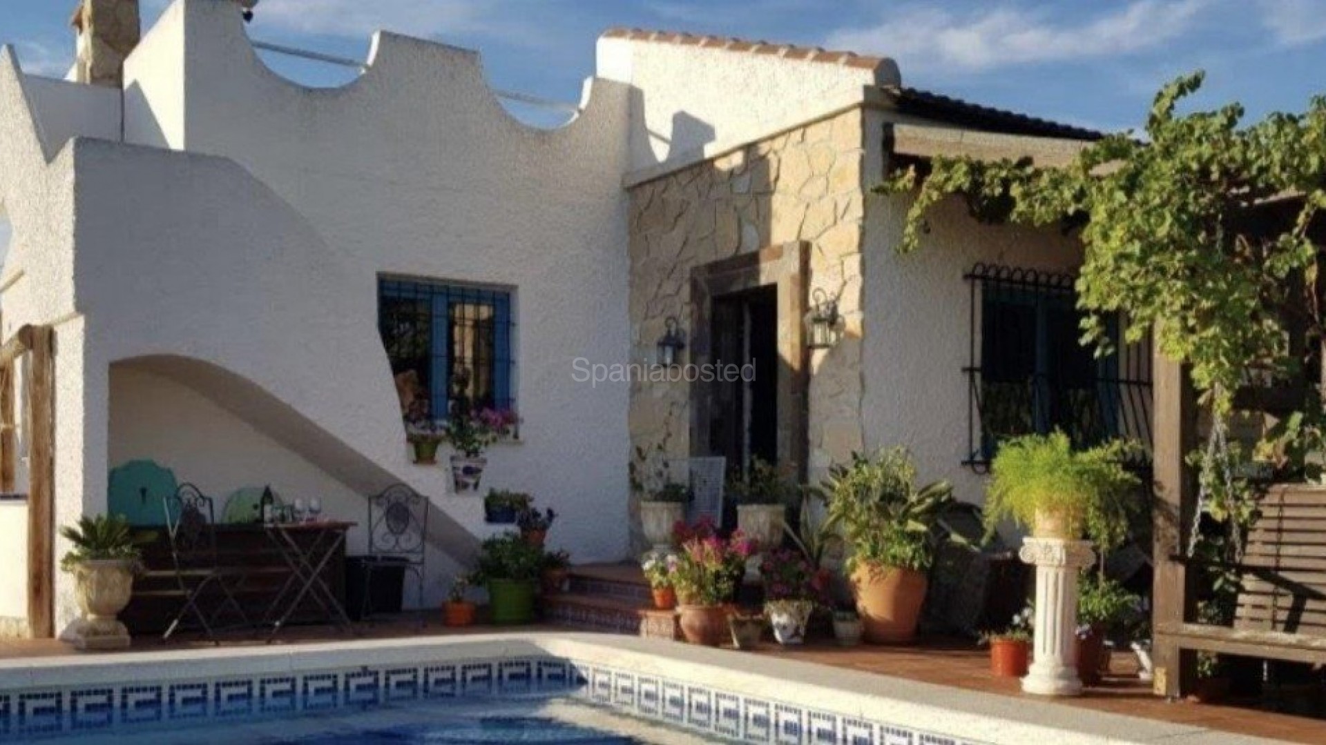 Resale - Finca Country Property -
Los Montesinos