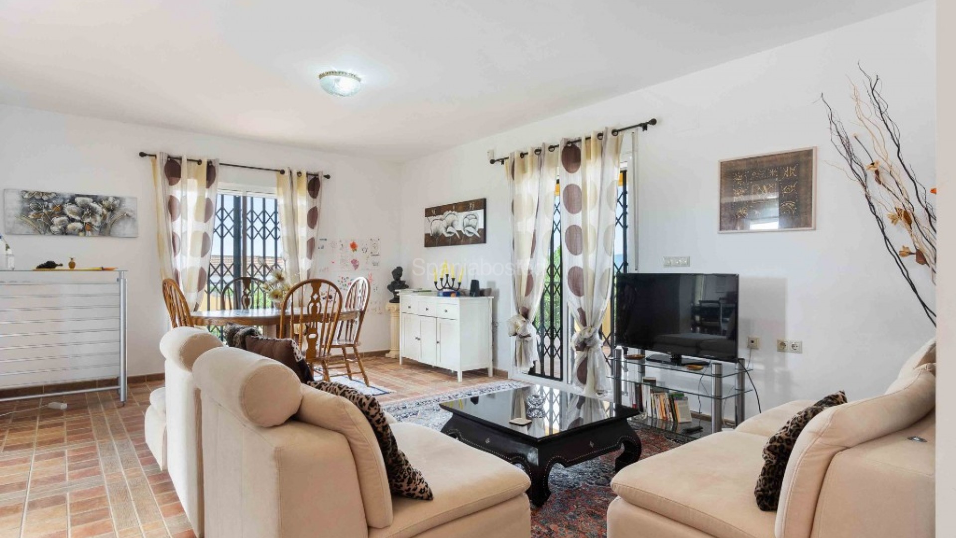 Resale - Finca Country Property -
Orihuela