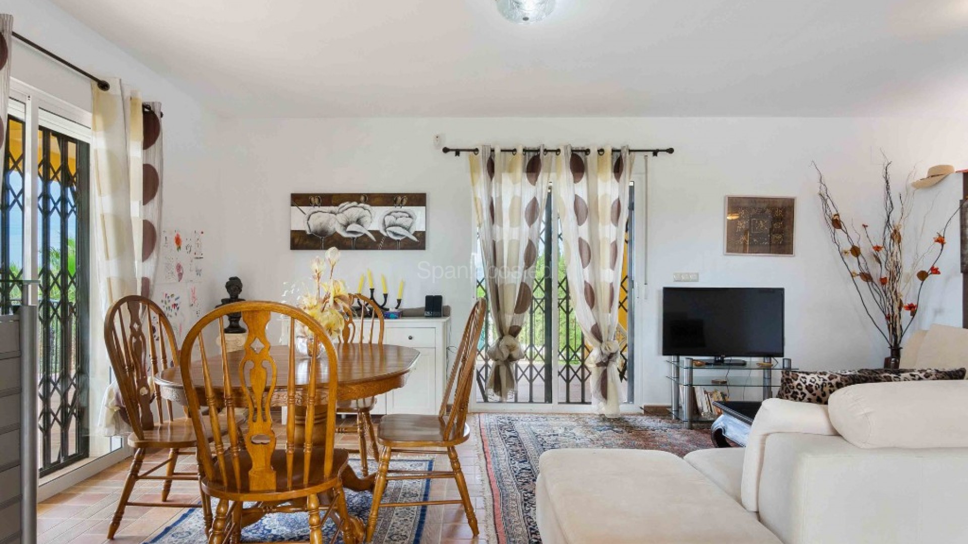 Resale - Finca Country Property -
Orihuela