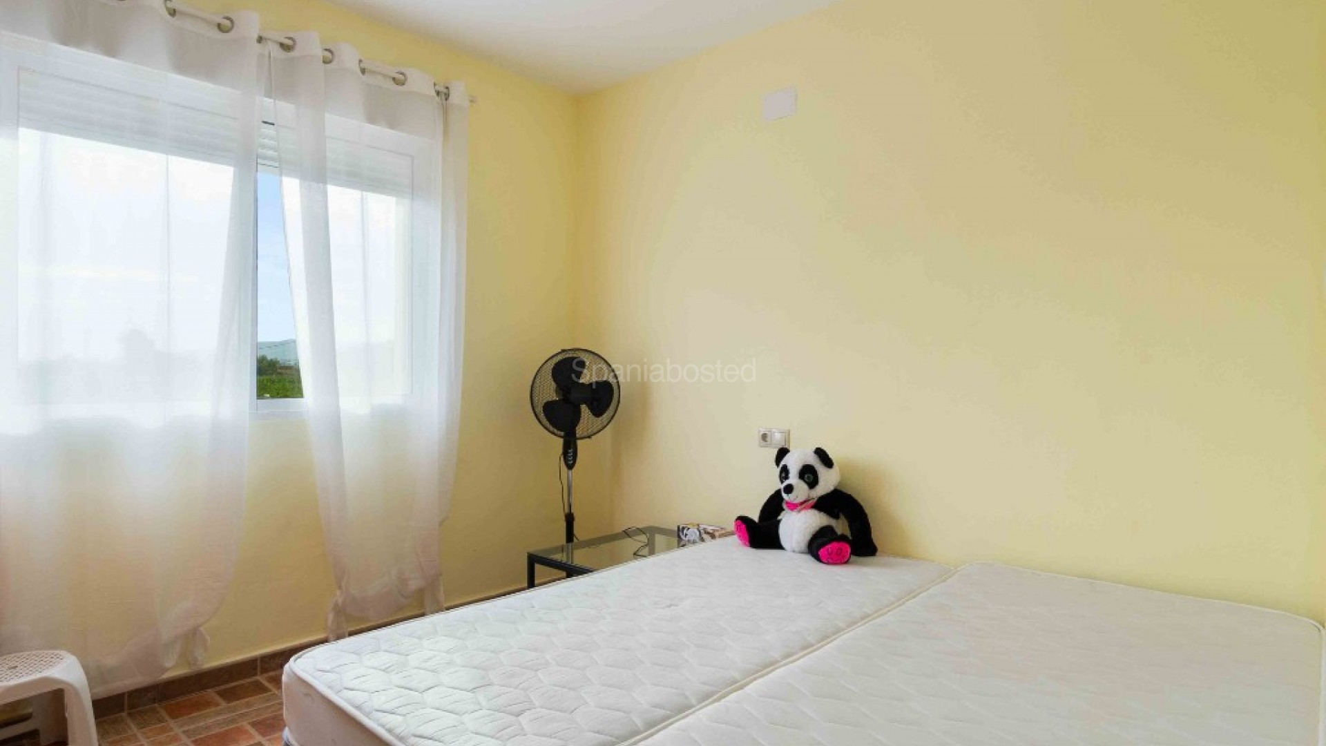 Resale - Finca Country Property -
Orihuela