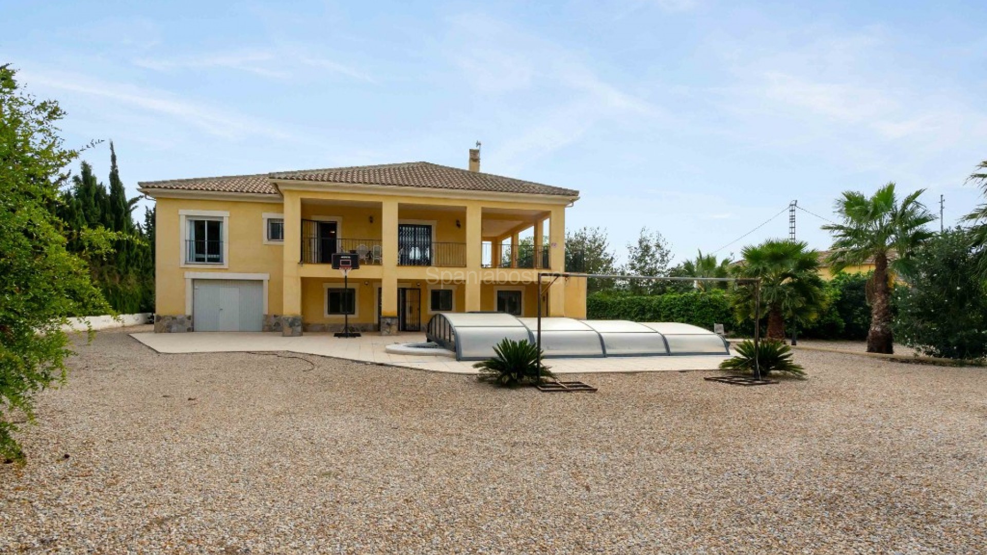 Resale - Finca Country Property -
Orihuela