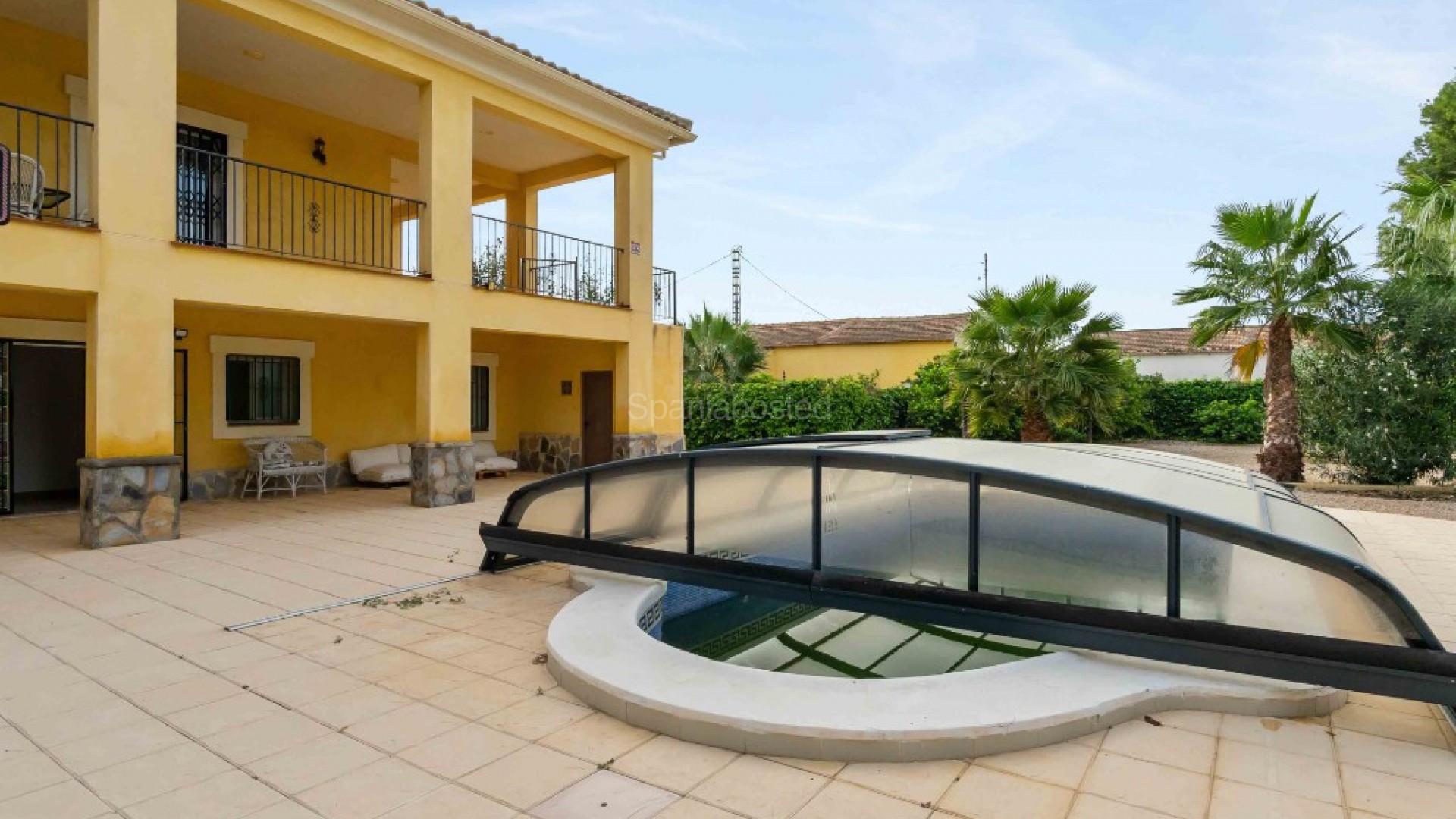 Resale - Finca Country Property -
Orihuela