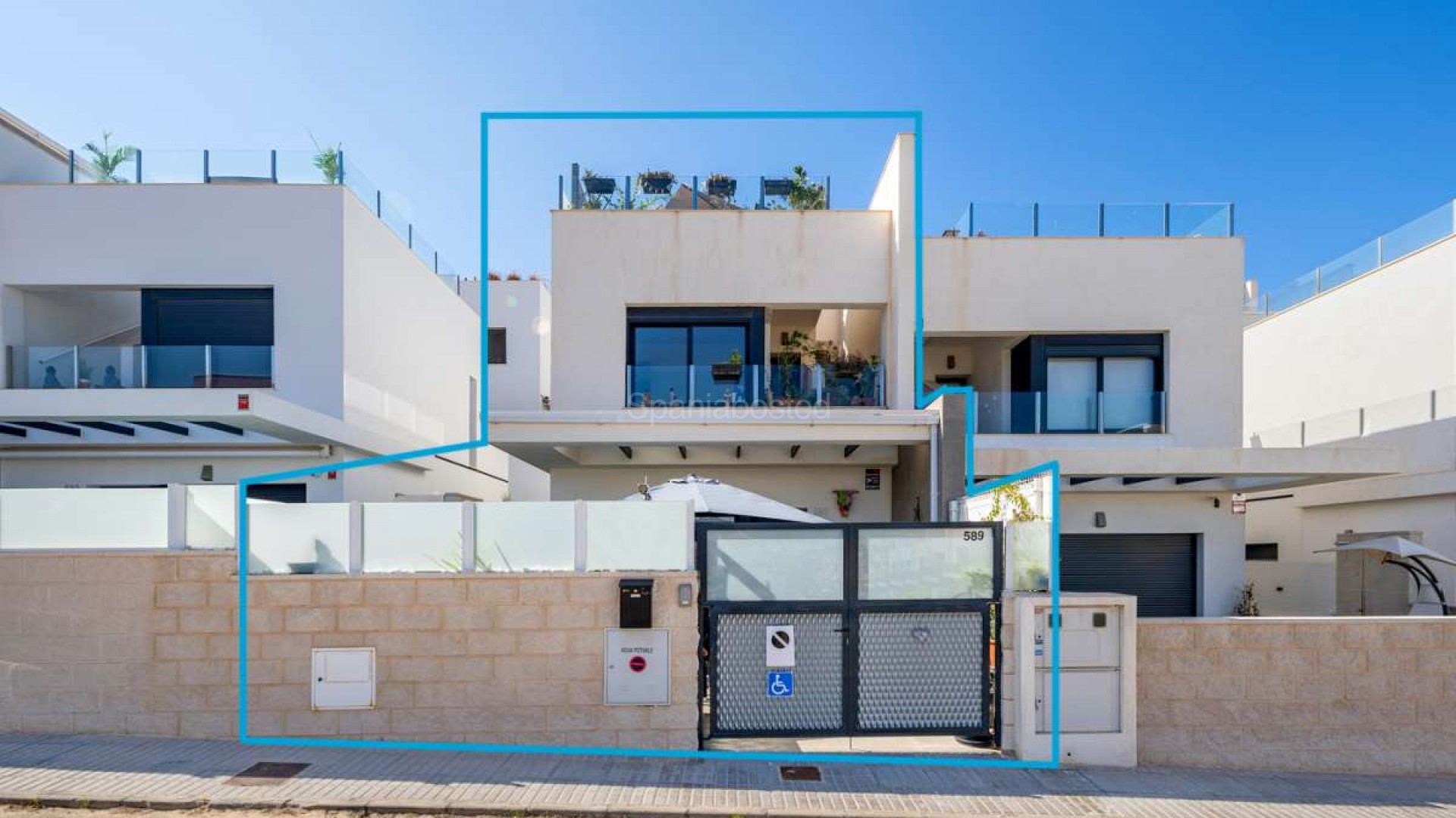 Resale - House -
Villamartín - Villamartin