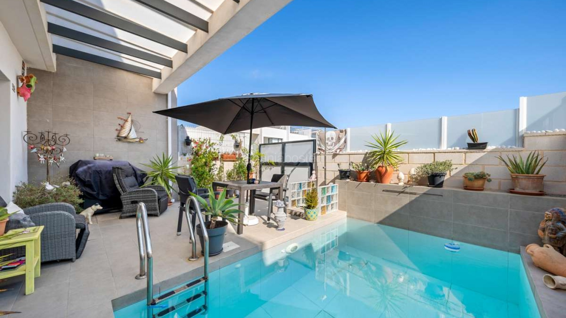 Resale - House -
Villamartín - Villamartin