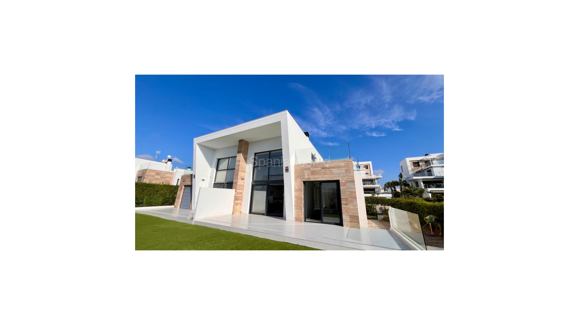 Resale - Semi - Detached Villa -
Los Dolses