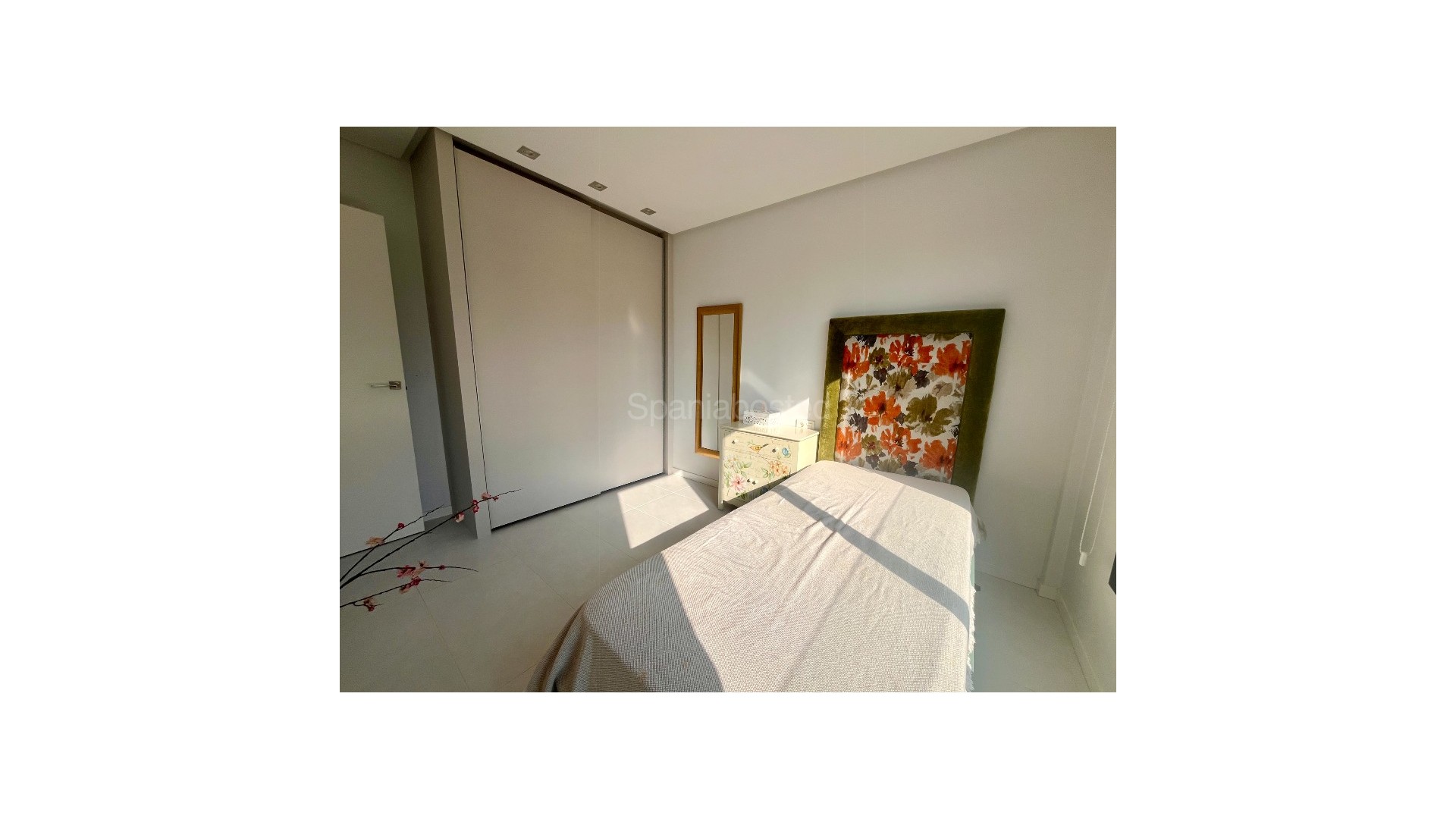 Resale - Semi - Detached Villa -
Los Dolses