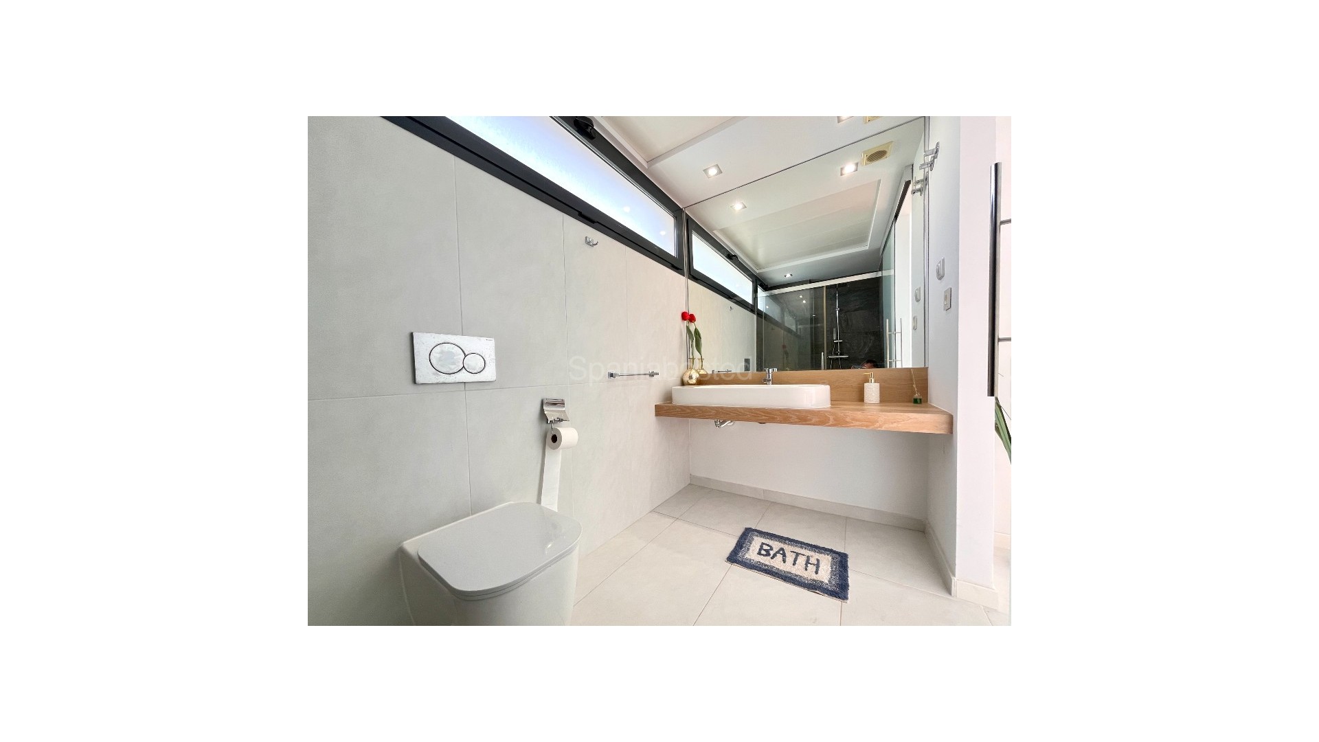 Resale - Semi - Detached Villa -
Los Dolses