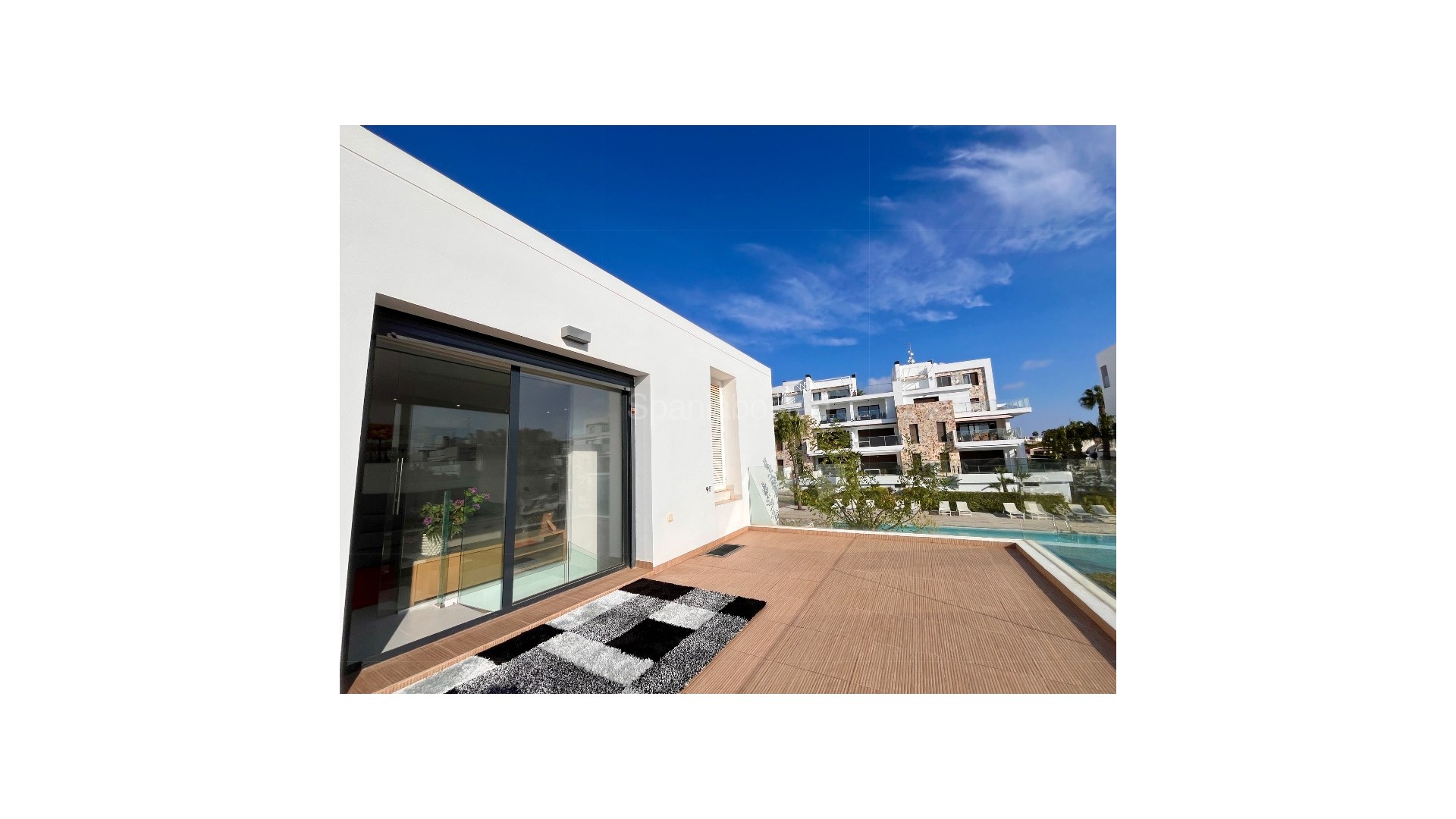 Resale - Semi - Detached Villa -
Los Dolses