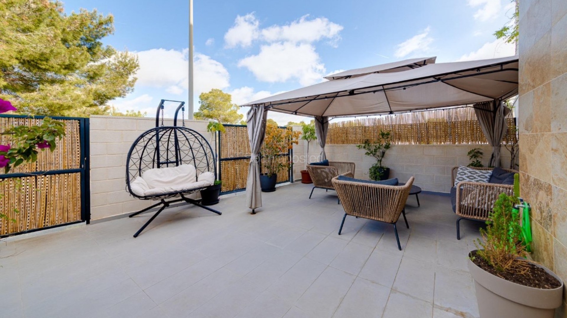 Resale - Semi - Detached Villa -
Orihuela Costa - Villamartin