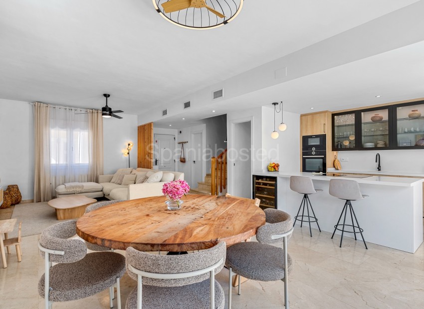 Resale - Townhouse -
Alicante - Playa San Juan