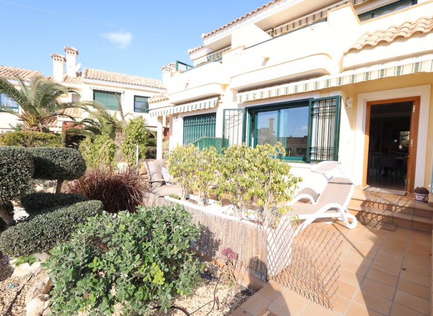 Resale - Townhouse -
Campoamor