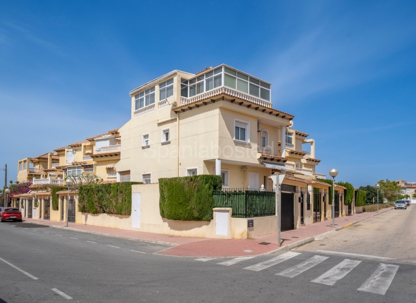 Resale - Townhouse -
Guardamar del Segura