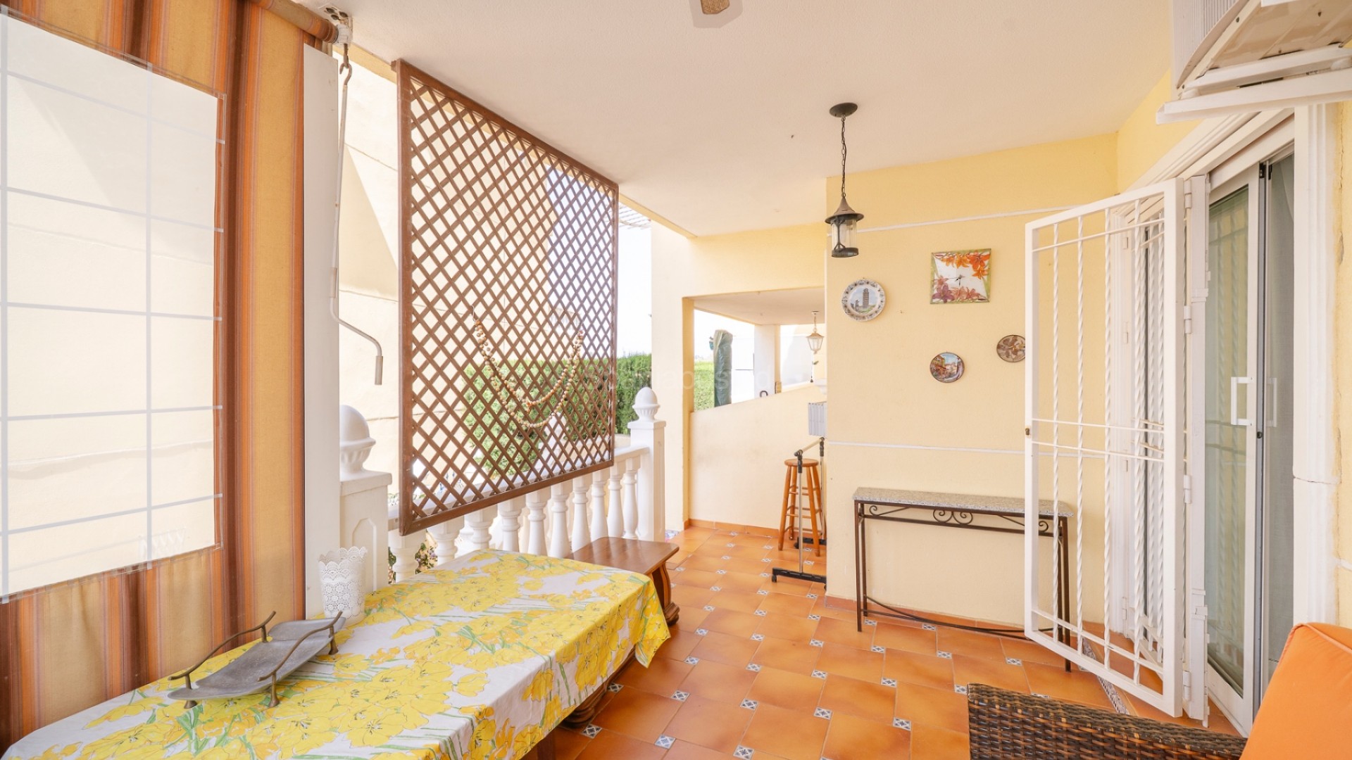 Resale - Townhouse -
Guardamar del Segura