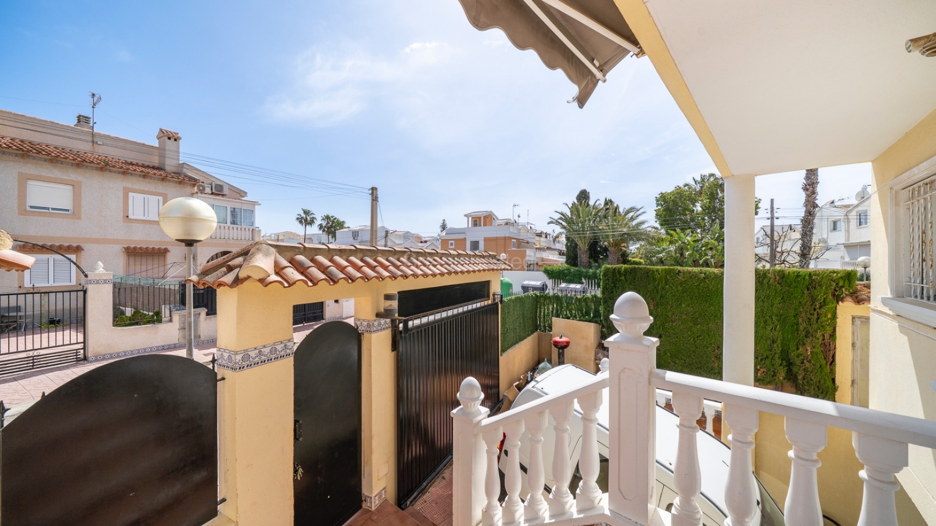 Resale - Townhouse -
Guardamar del Segura