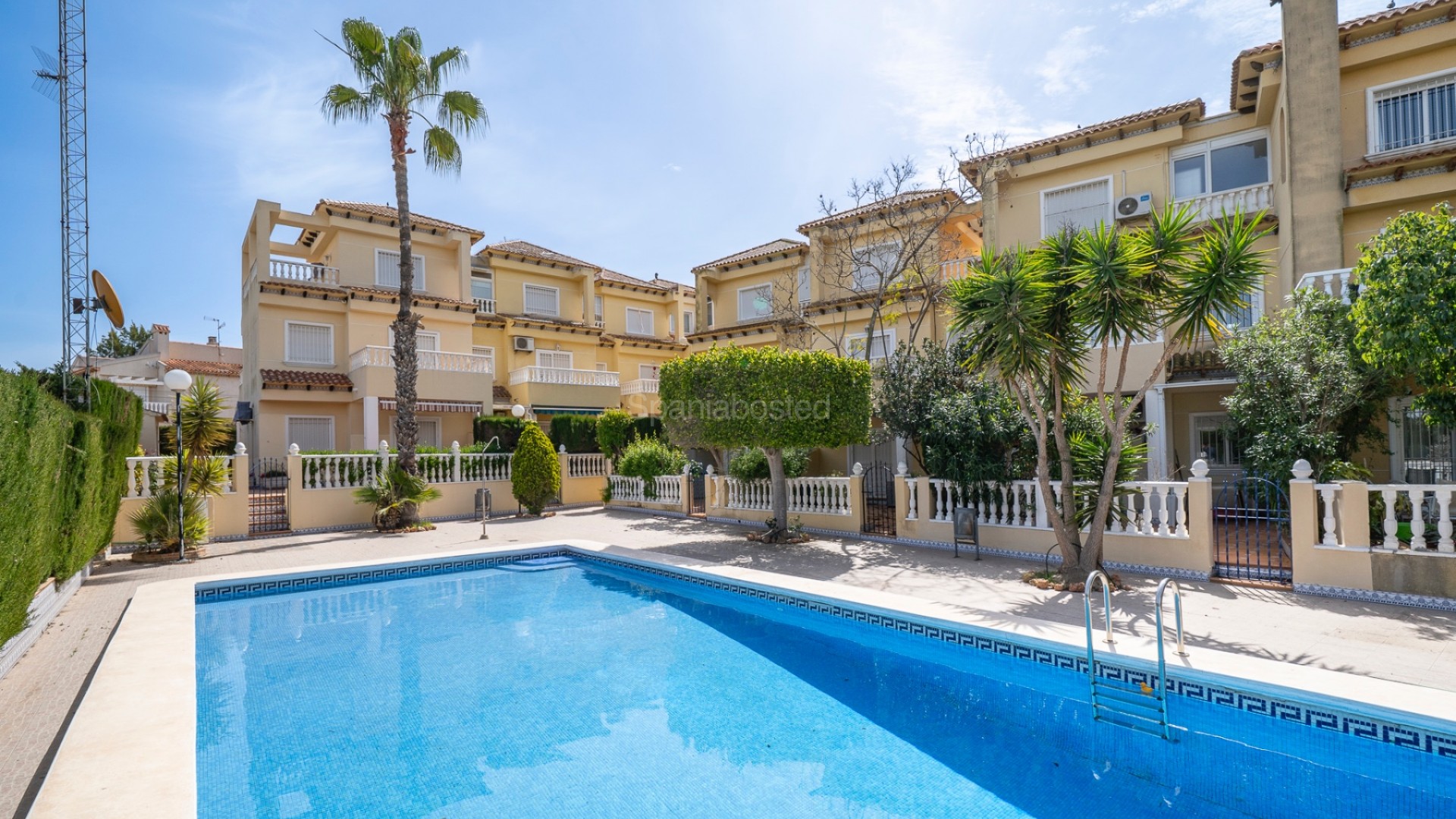 Resale - Townhouse -
Guardamar del Segura