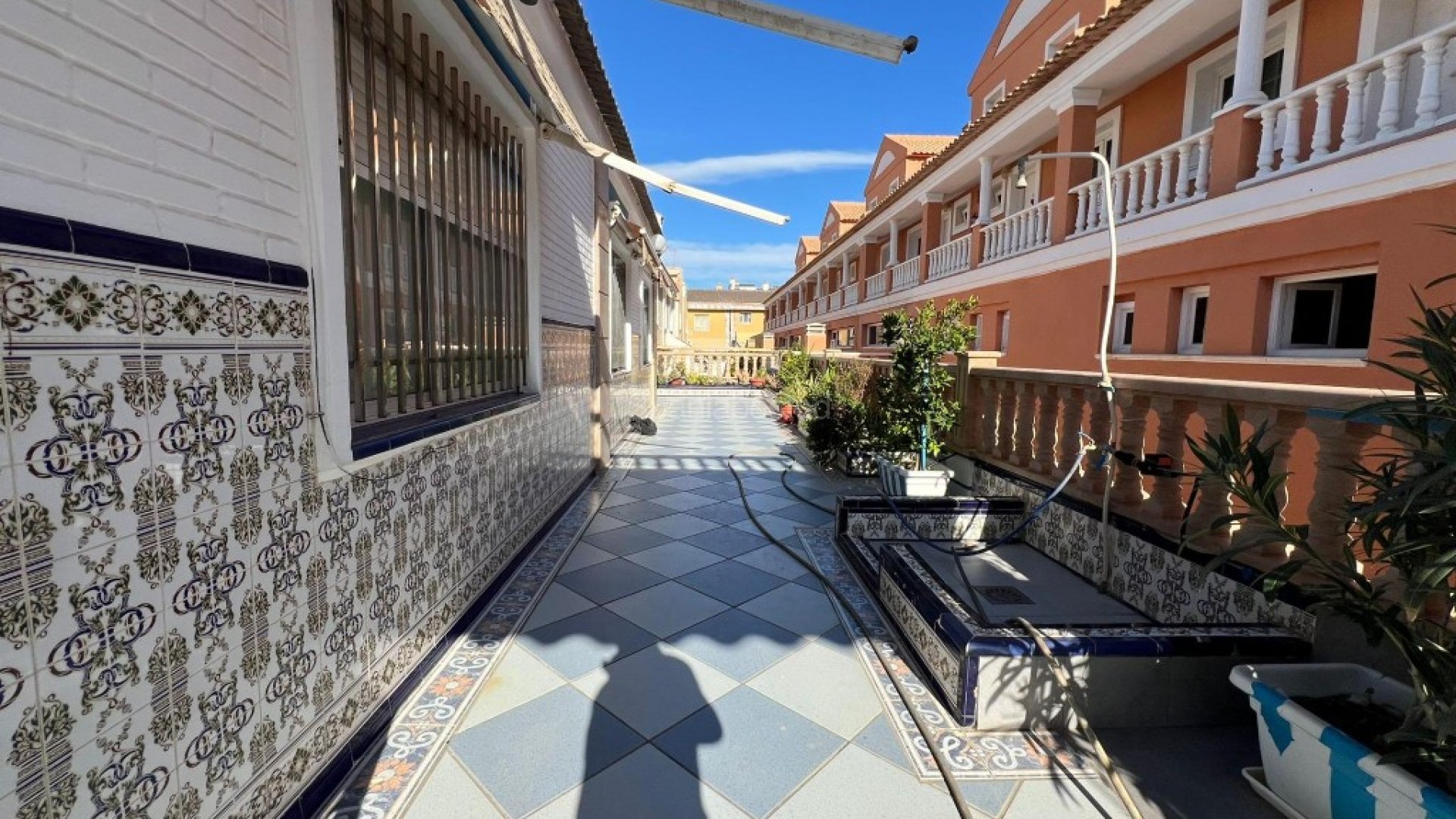 Resale - Townhouse -
La Mata