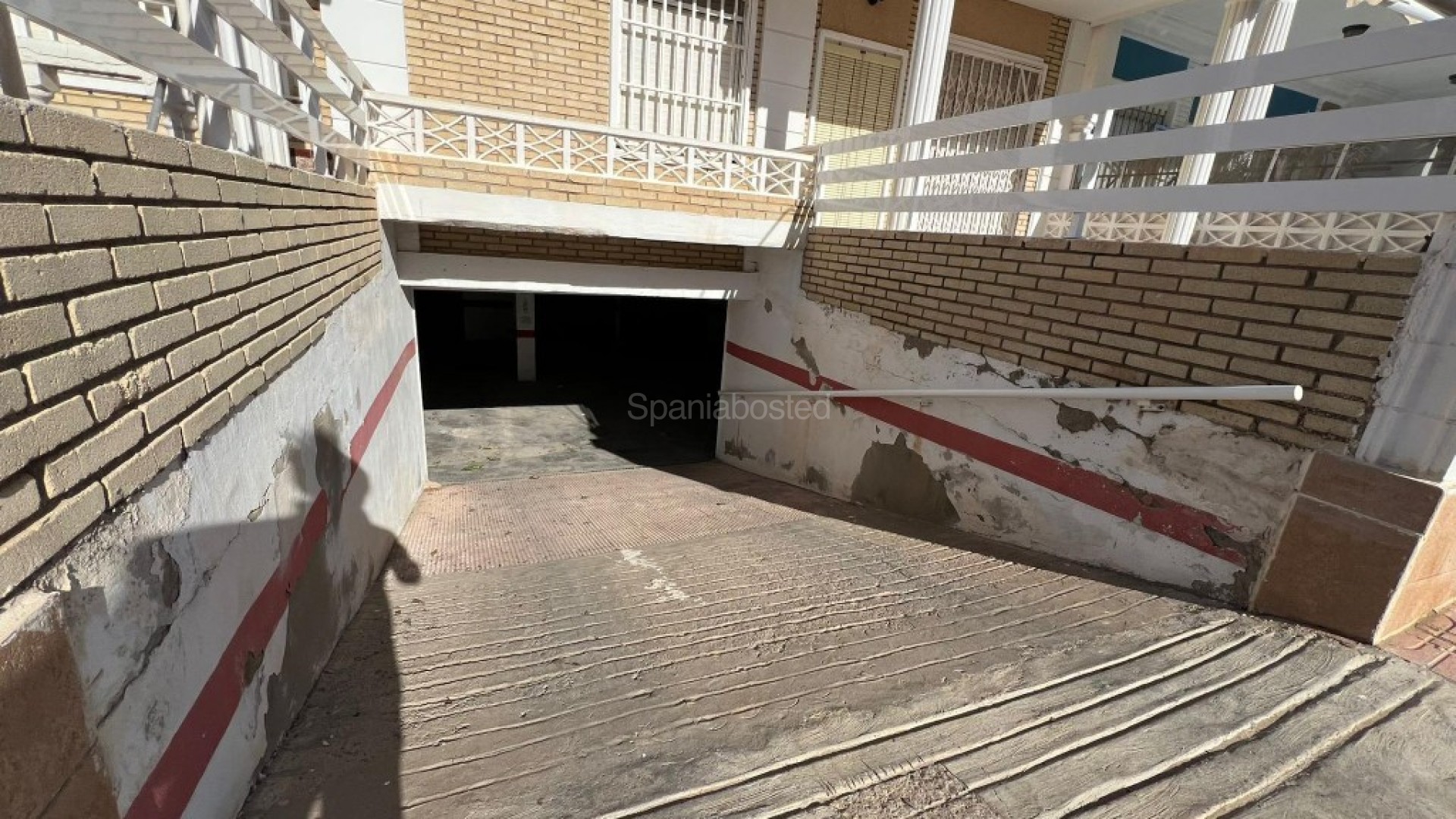 Resale - Townhouse -
La Mata