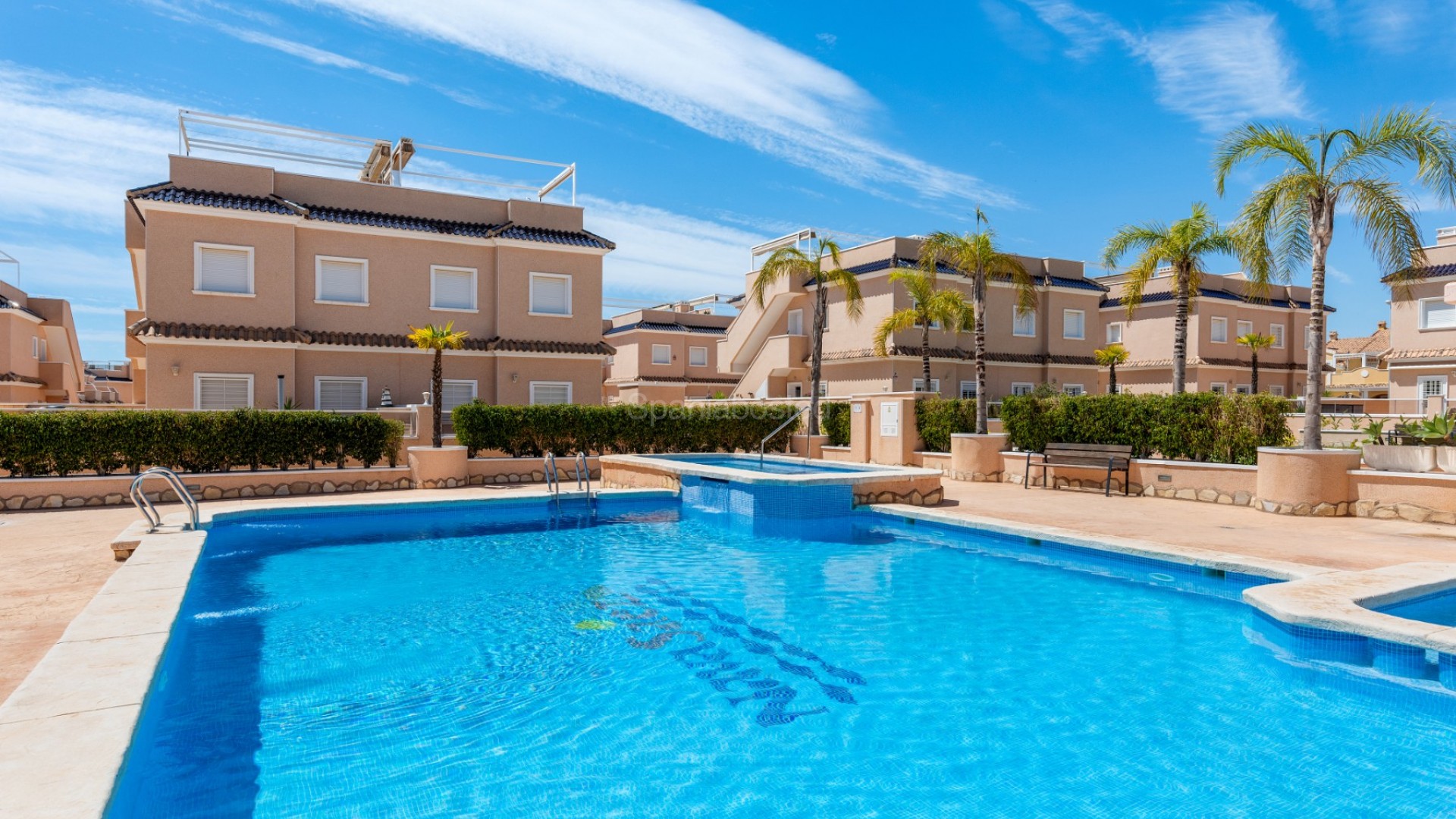 Resale - Townhouse -
Lomas de Cabo Roig