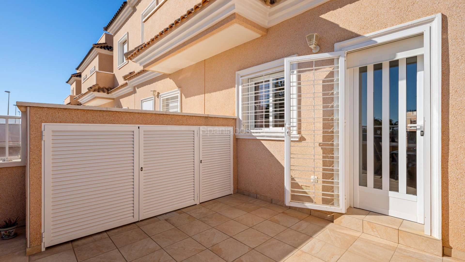 Resale - Townhouse -
Lomas de Cabo Roig