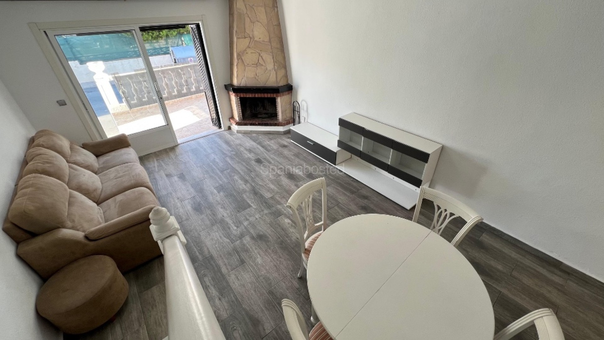 Resale - Townhouse -
Los Altos