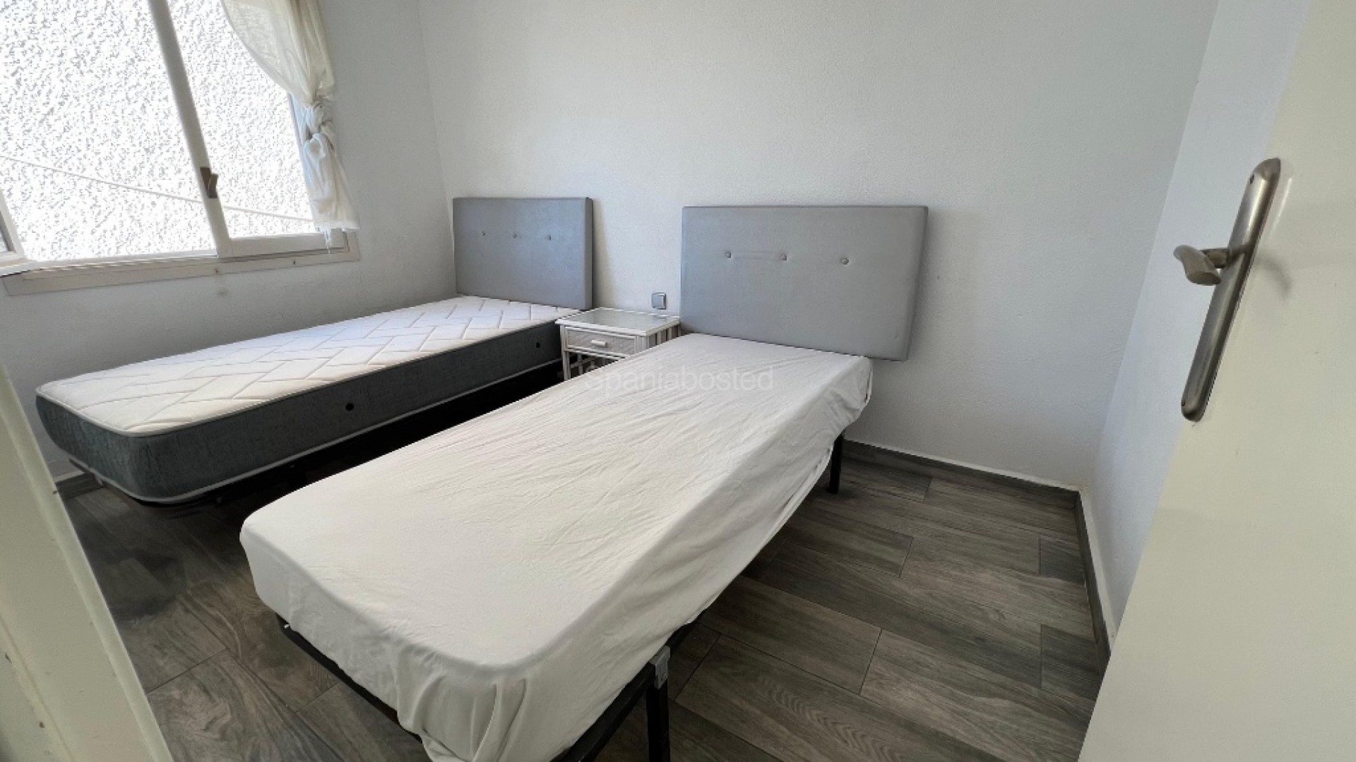 Resale - Townhouse -
Los Altos