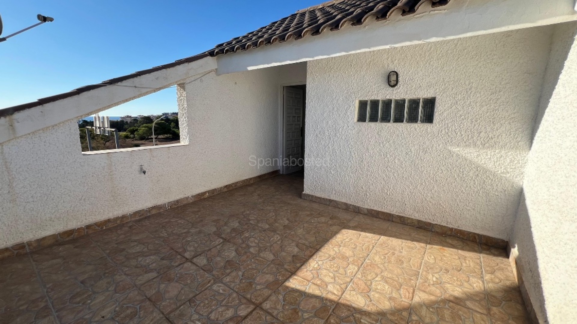 Resale - Townhouse -
Los Altos